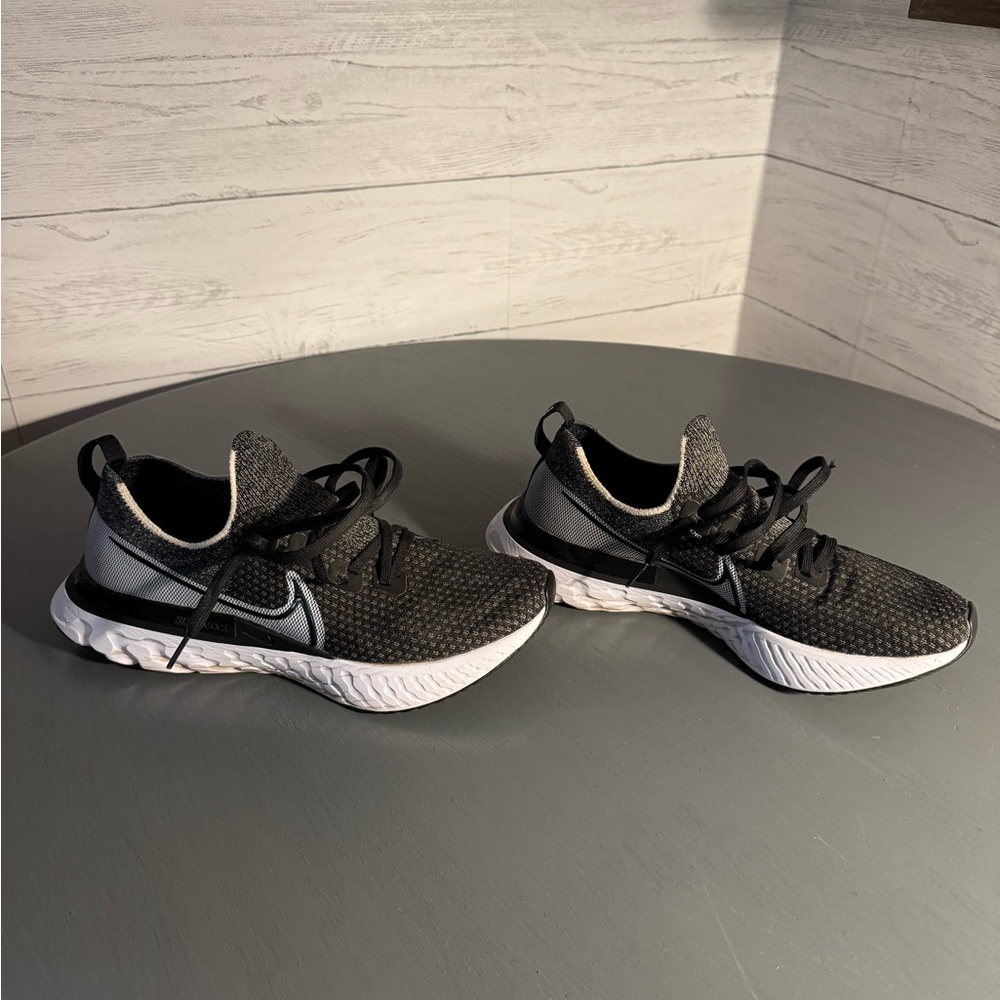 Nike Infinity React - Picture 2 of 5
